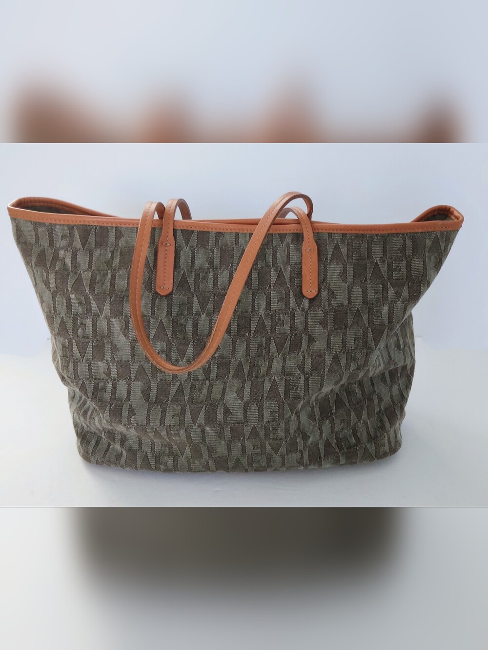 Furla Canvas Tote Bag with Green Stripe and Tan Lether Trim. Pre-owned. - Picture 2 of 13